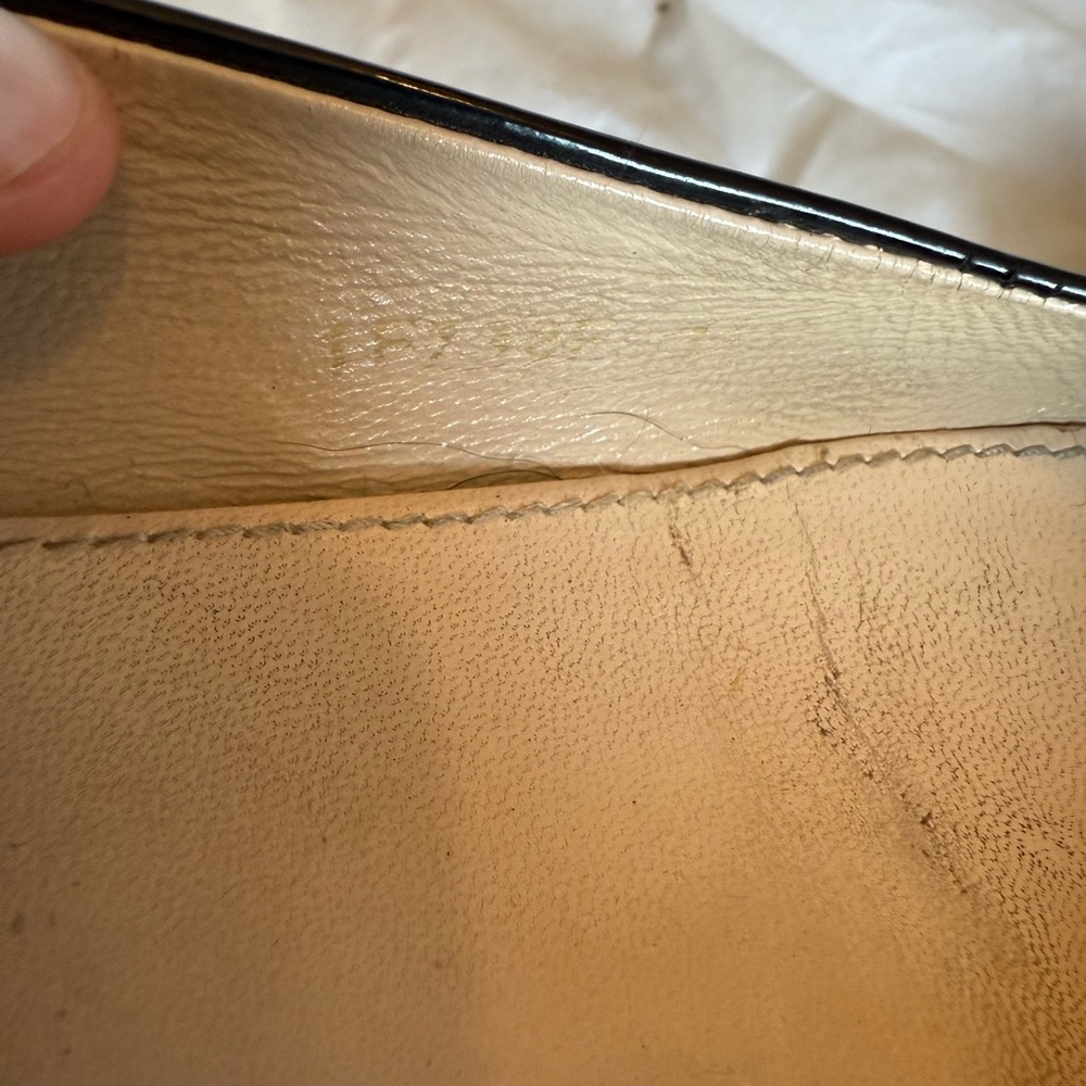 Prada Glossy Black patent leather Women's pointy toe ballet flats Loafers - Picture 14 of 14